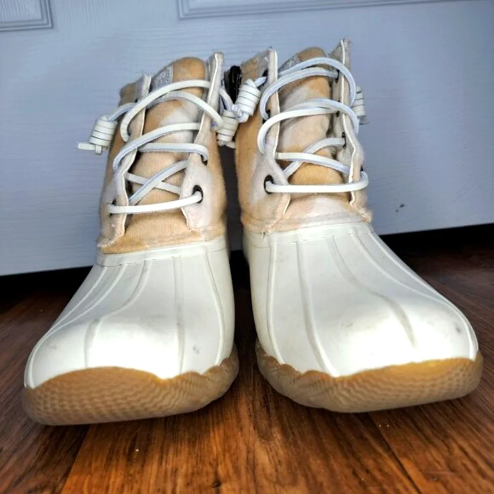 Sperry Saltwater Buffalo Check Duck Boot White Cream Size 6